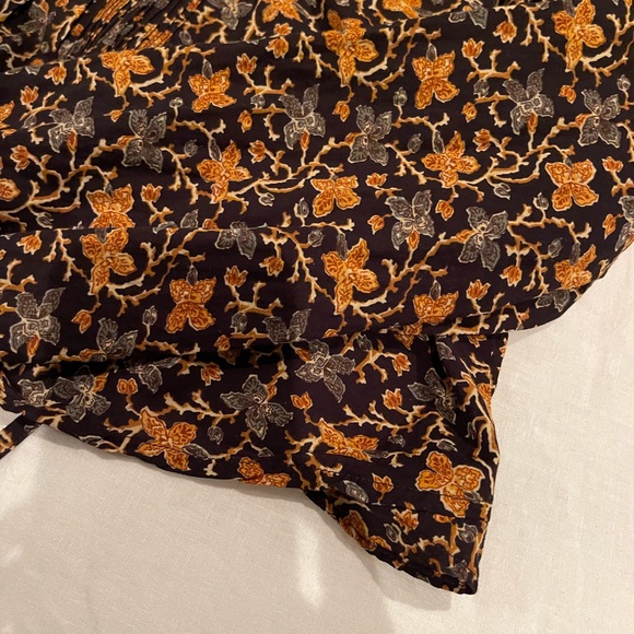 Doen long sleeve light weight Layne top - Picture 7 of 7